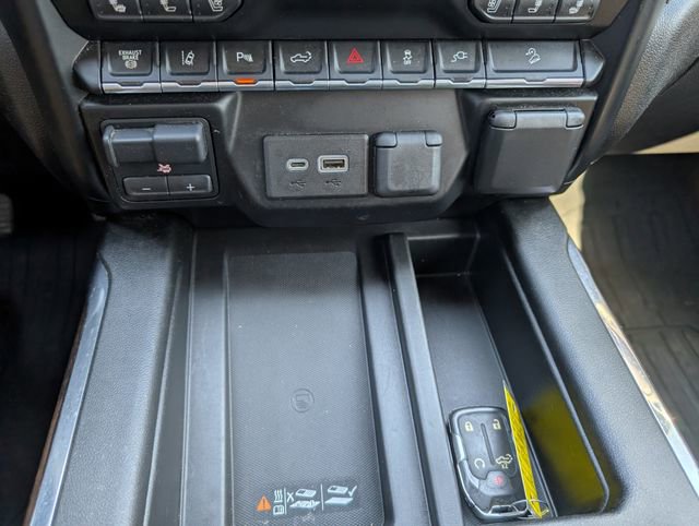 Used 2020 GMC Sierra 3500 Denali AWD/4WD image 15