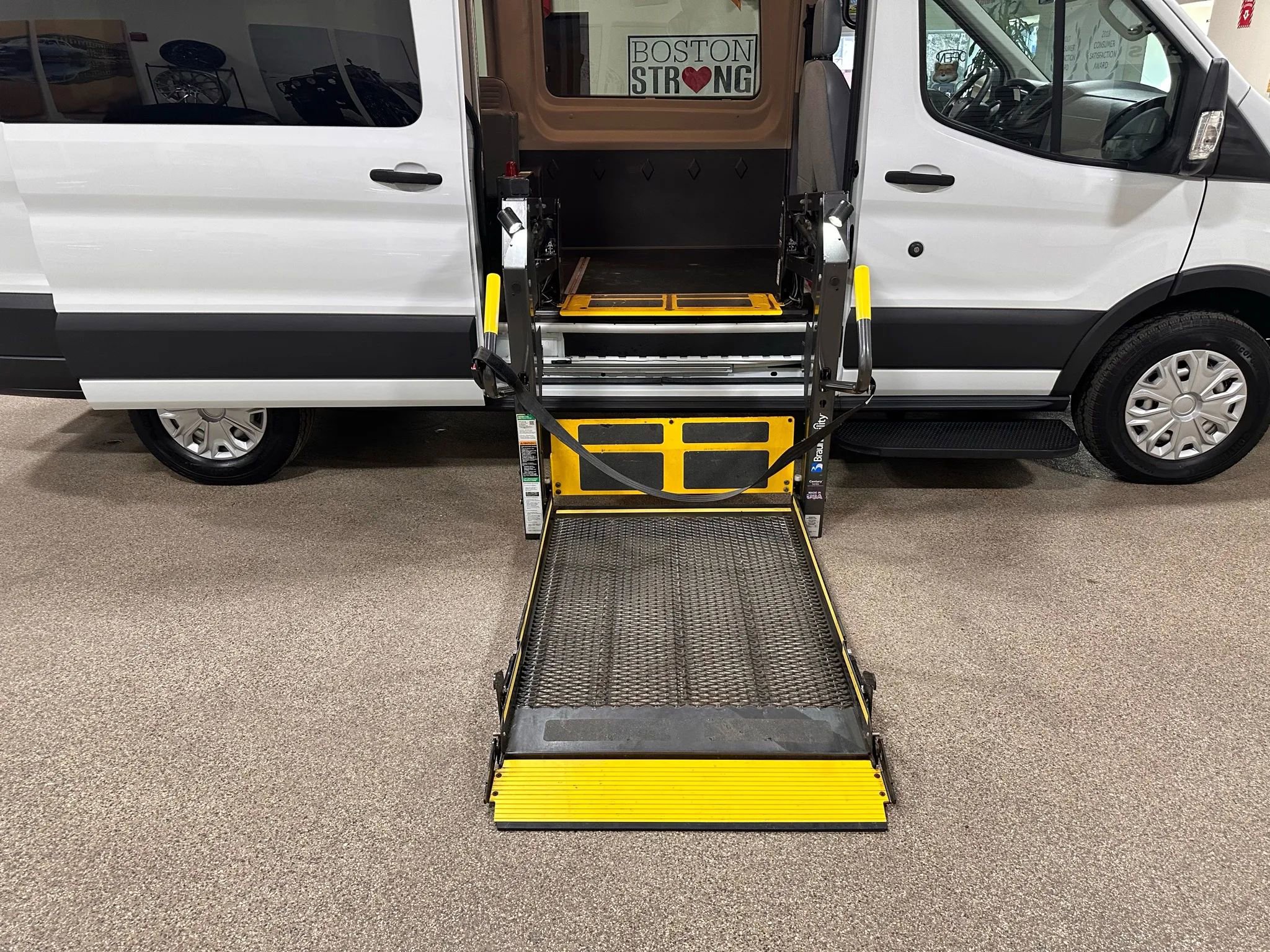 Used 2016 Ford Transit 150 148 Medium Roof RWD image 46