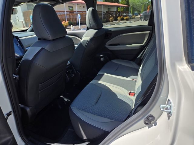 Used 2025 Subaru Forester Premium image 11