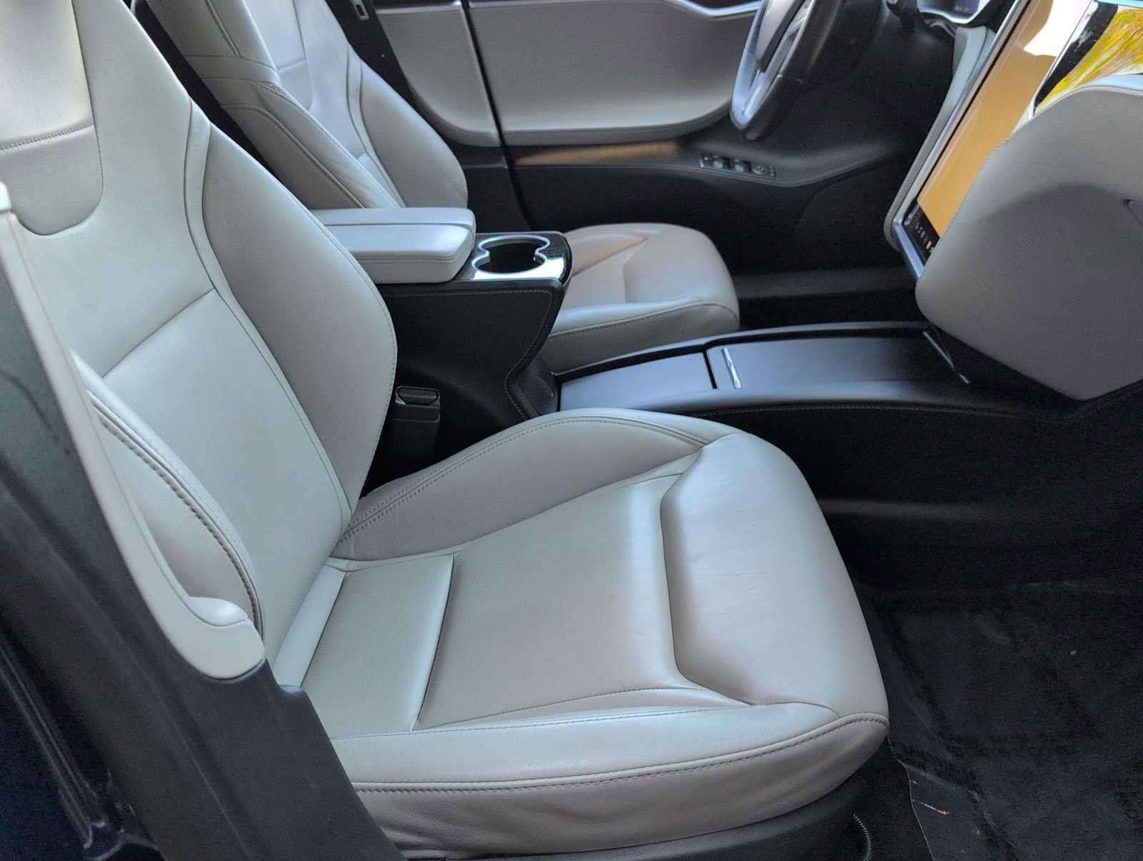 Used 2016 Tesla Model S image 20