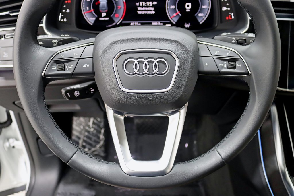 Used 2023 Audi Q8 Prestige AWD/4WD image 14