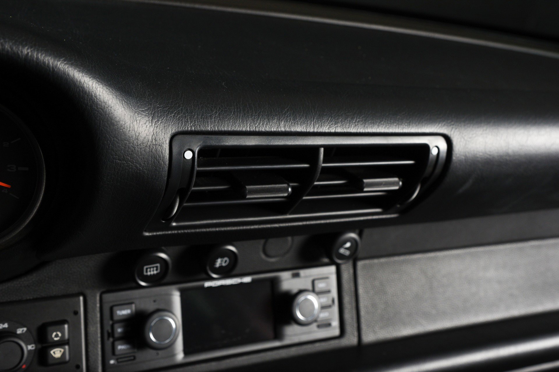 Used 1998 Porsche 911 Carrera S image 24