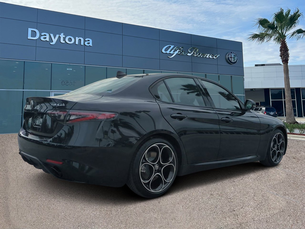 New 2025 Alfa Romeo Giulia w/ Driving Assist Package RWD image 3