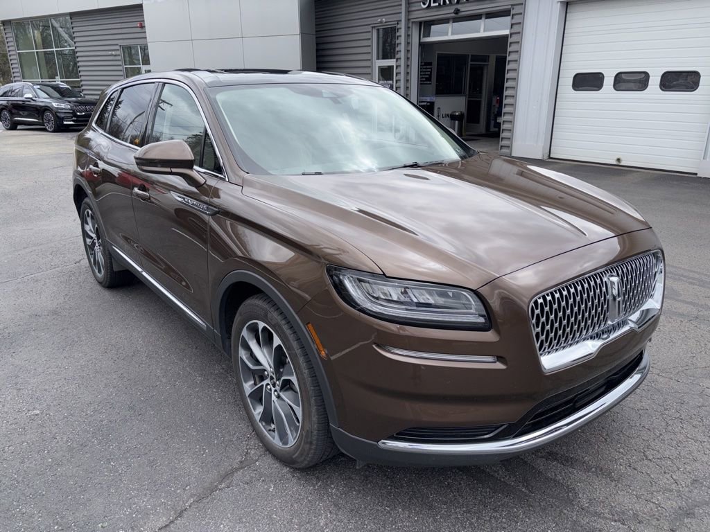 Certified 2022 Lincoln Nautilus Reserve image 9