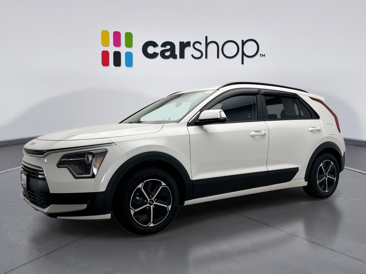 Used 2025 Kia Niro EX FWD image 1