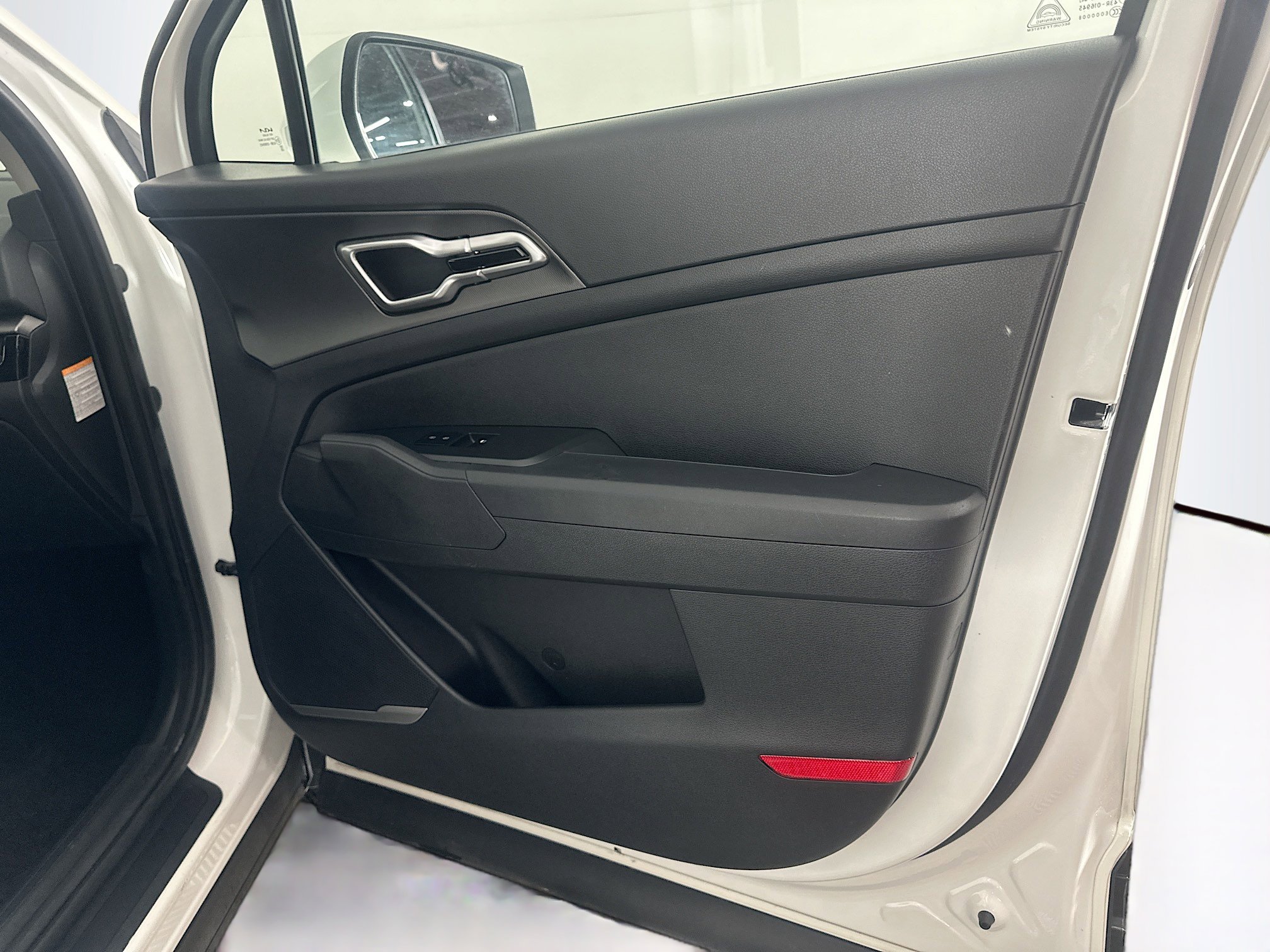 Used 2026 Kia Sportage LX FWD image 29