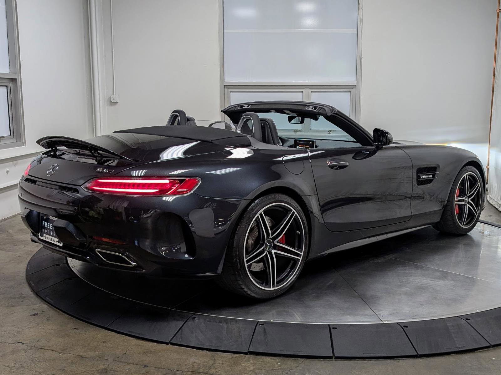Used 2018 Mercedes-Benz AMG GT C image 9