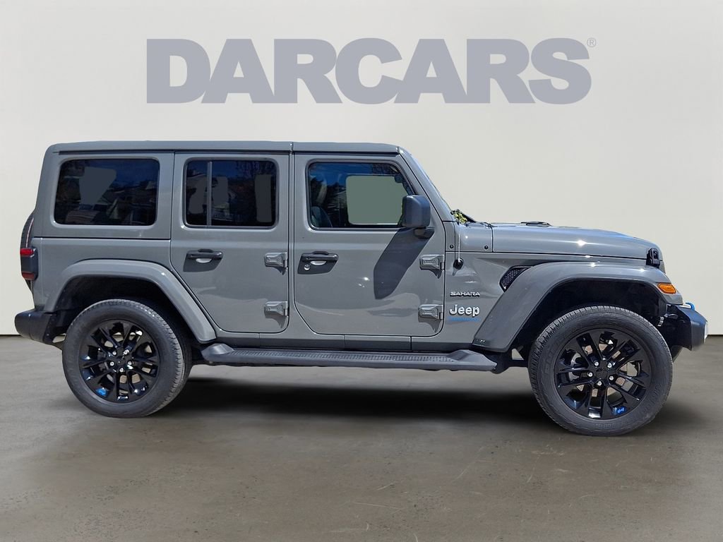 Used 2023 Jeep Wrangler Unlimited Sahara w/ Cold Weather Group AWD/4WD image 7