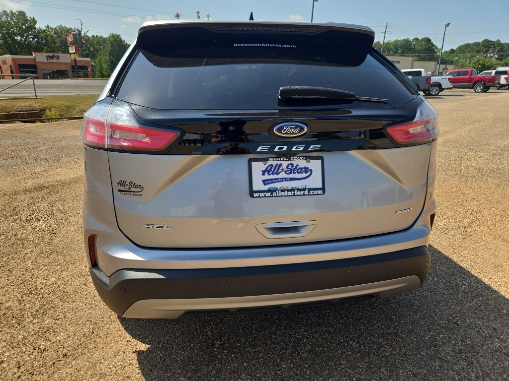 Used 2024 Ford Edge SEL AWD/4WD image 4