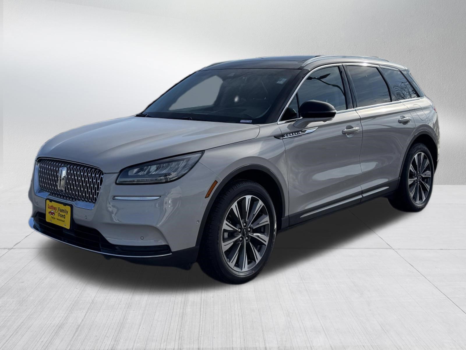 Used 2022 Lincoln Corsair Reserve w/ Luxury Package image 3