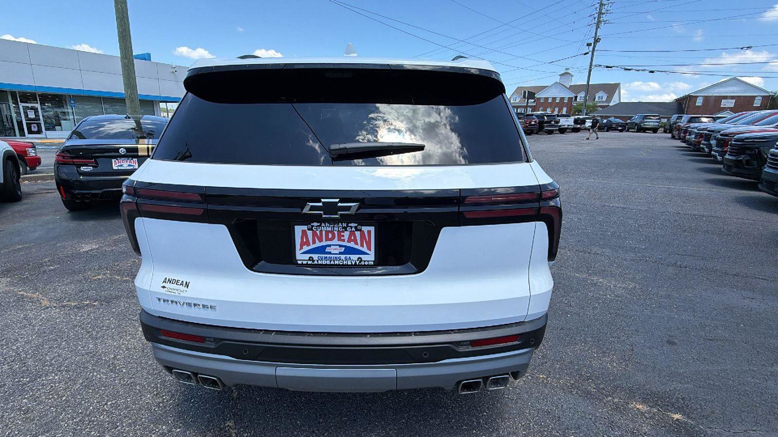 New 2026 Chevrolet Traverse LT w/ Driver Confidence Package FWD image 6