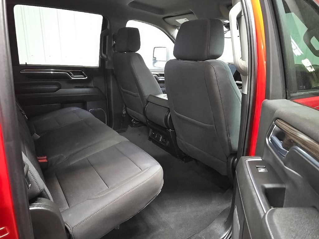 Used 2024 Chevrolet Silverado 3500 LT w/ Convenience Package image 17