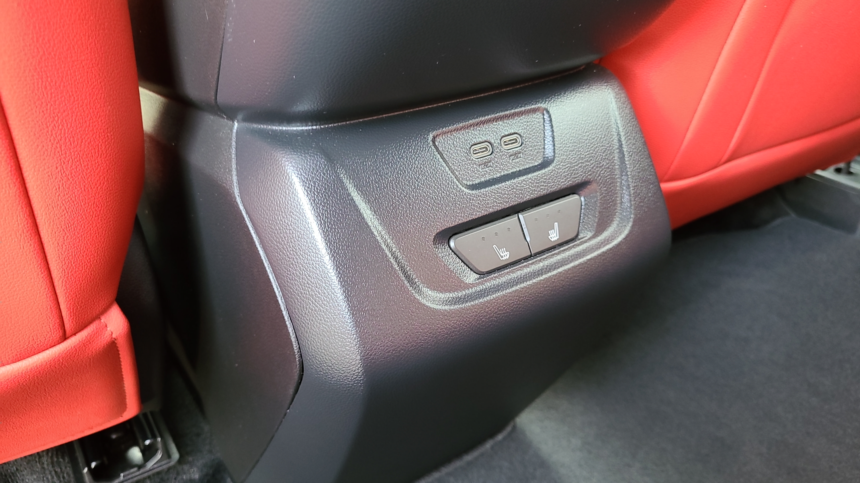Used 2024 Chevrolet Blazer EV RS AWD/4WD image 16