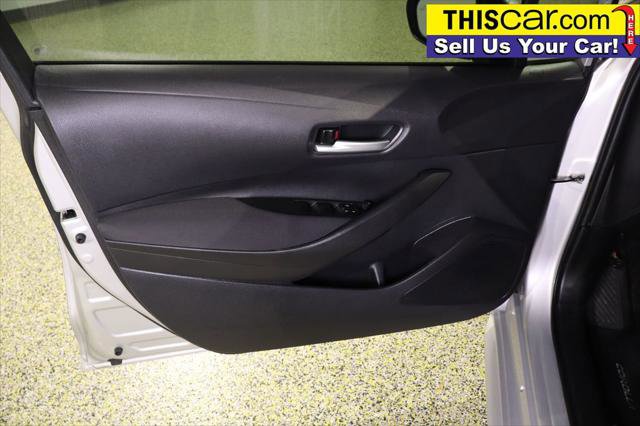 Used 2020 Toyota Corolla LE image 25