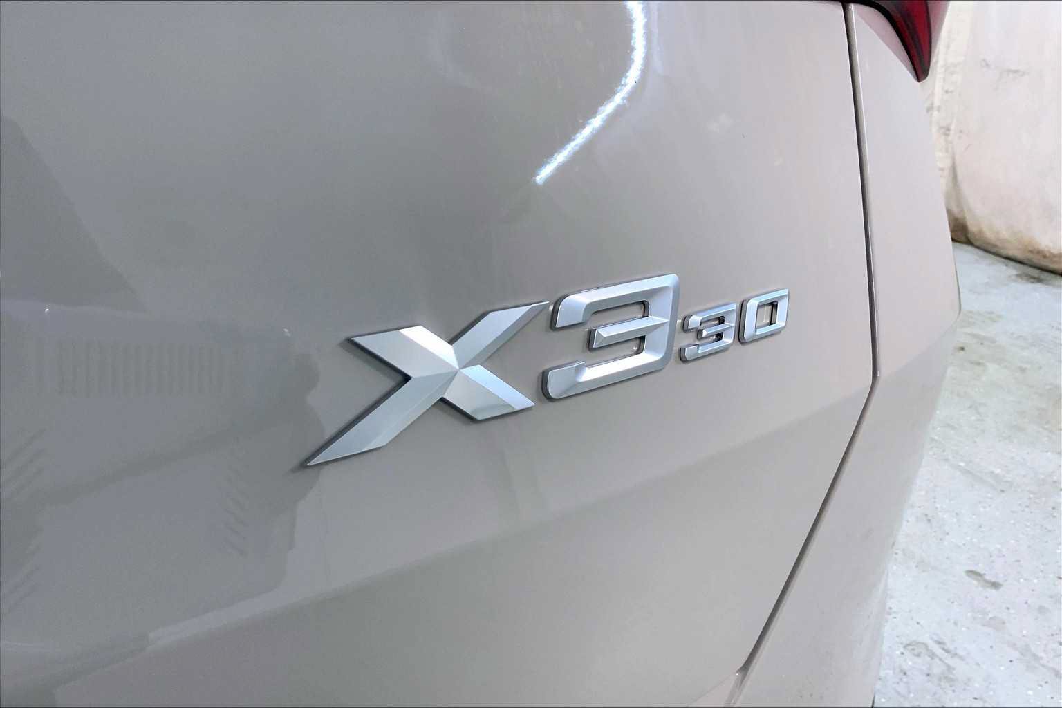 Used 2025 BMW X3 xDrive30i w/ Premium Package AWD/4WD image 15