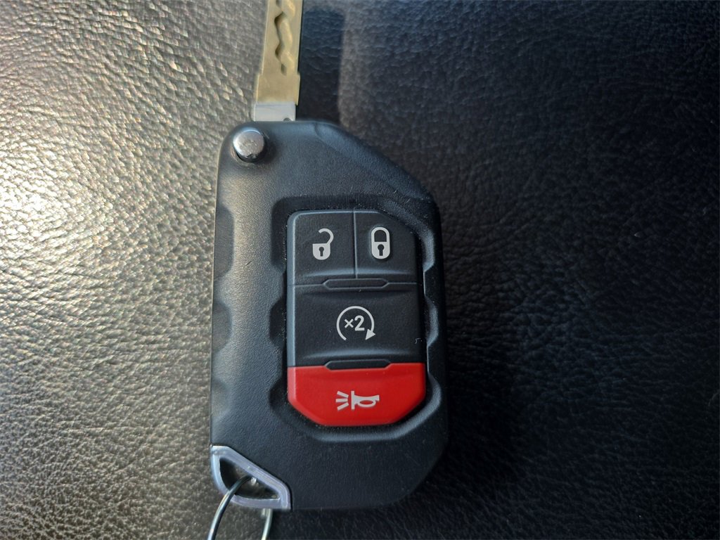 Used 2019 Jeep Wrangler Unlimited Rubicon w/ Cold Weather Group image 37