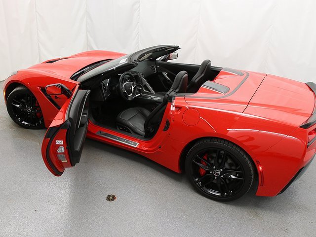 Used 2015 Chevrolet Corvette Stingray w/ 2LT Preferred Equipment Group image 9