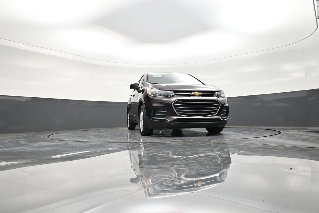 Used 2021 Chevrolet Trax LS image 27