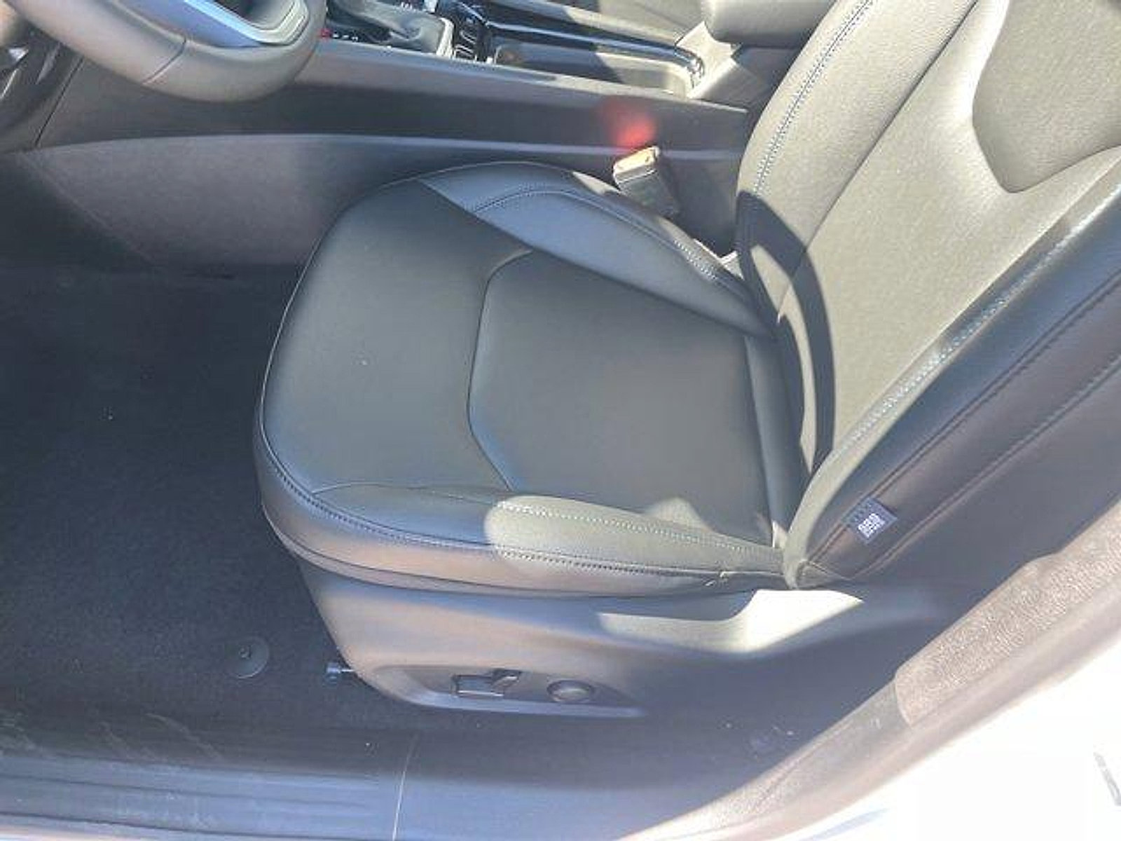 New 2026 Jeep Compass Limited image 10