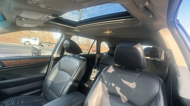 Used 2017 Subaru Outback 2.5i Limited image 21