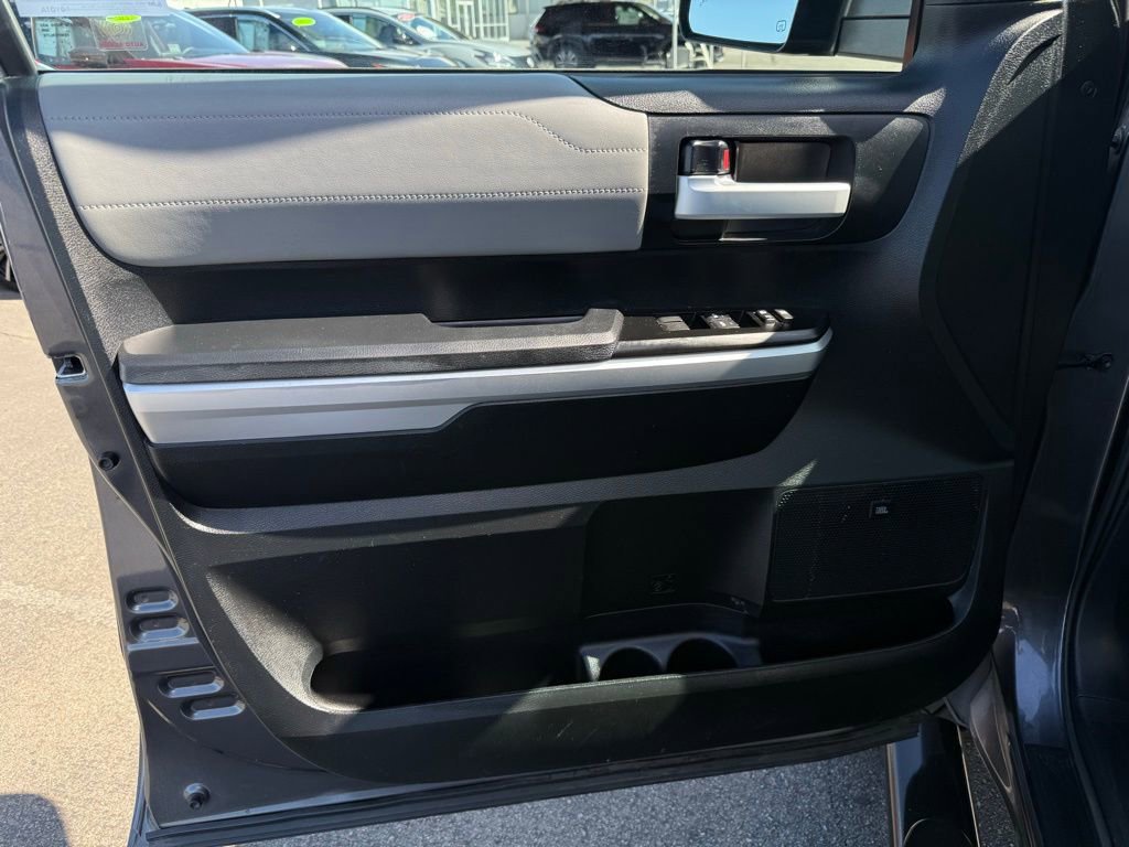 Used 2016 Toyota Tundra Limited image 19