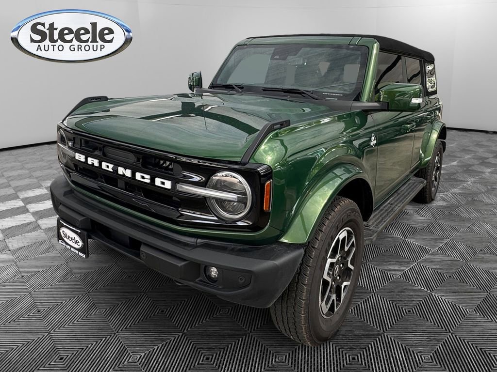 Used 2023 Ford Bronco Outer Banks AWD/4WD video 1