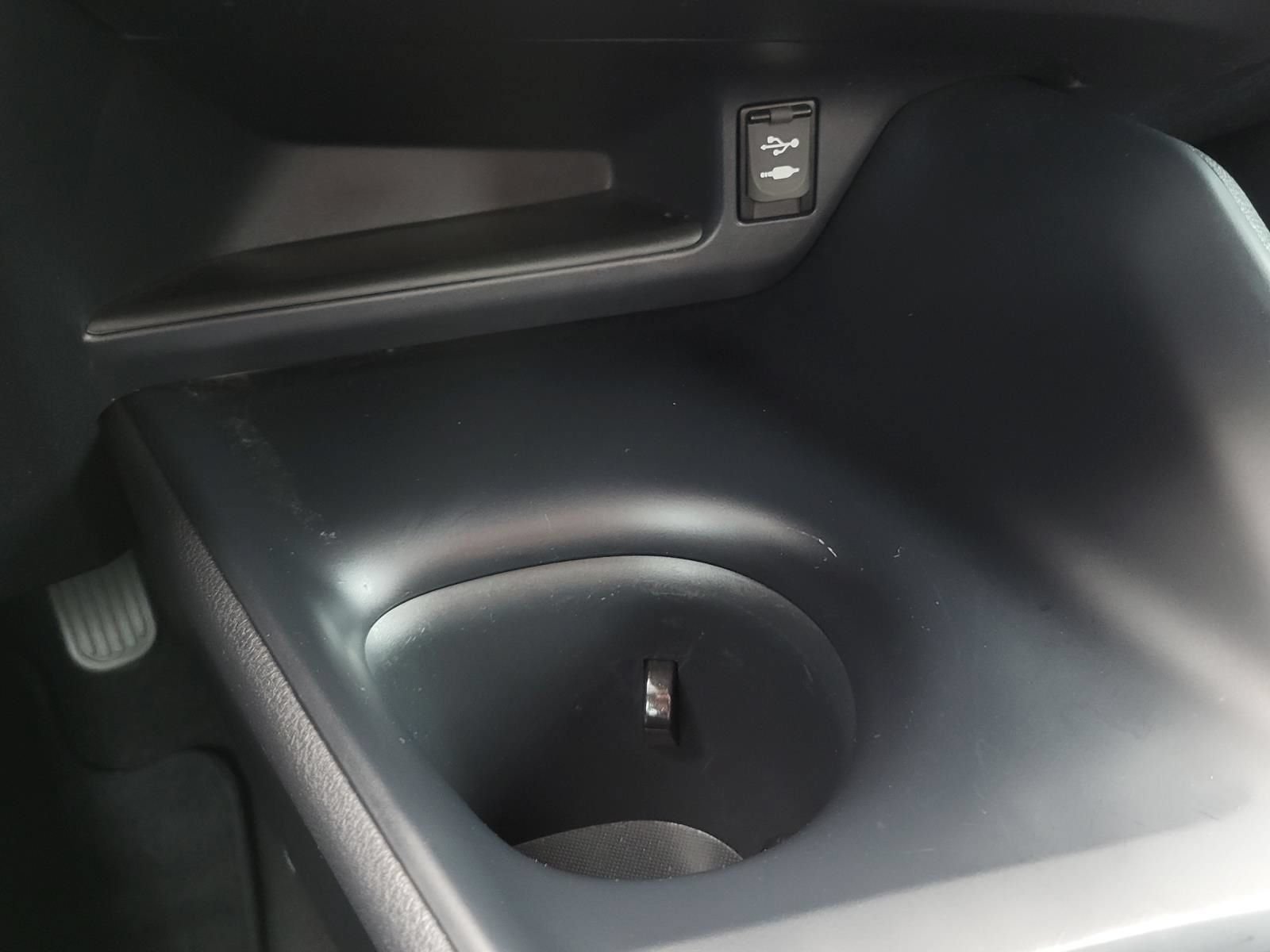 Used 2018 Toyota C-HR XLE FWD image 21