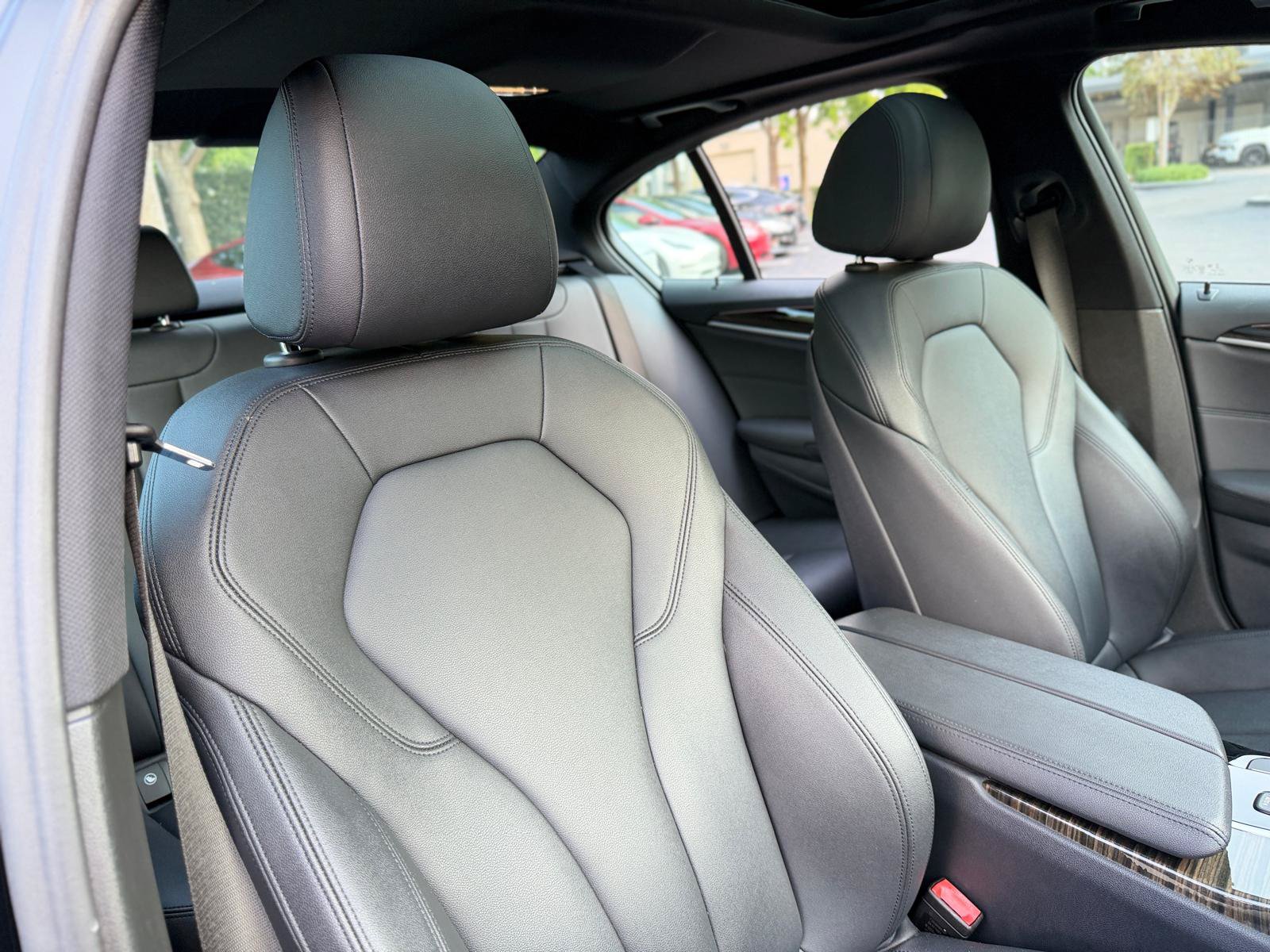 Used 2019 BMW 530e RWD image 40