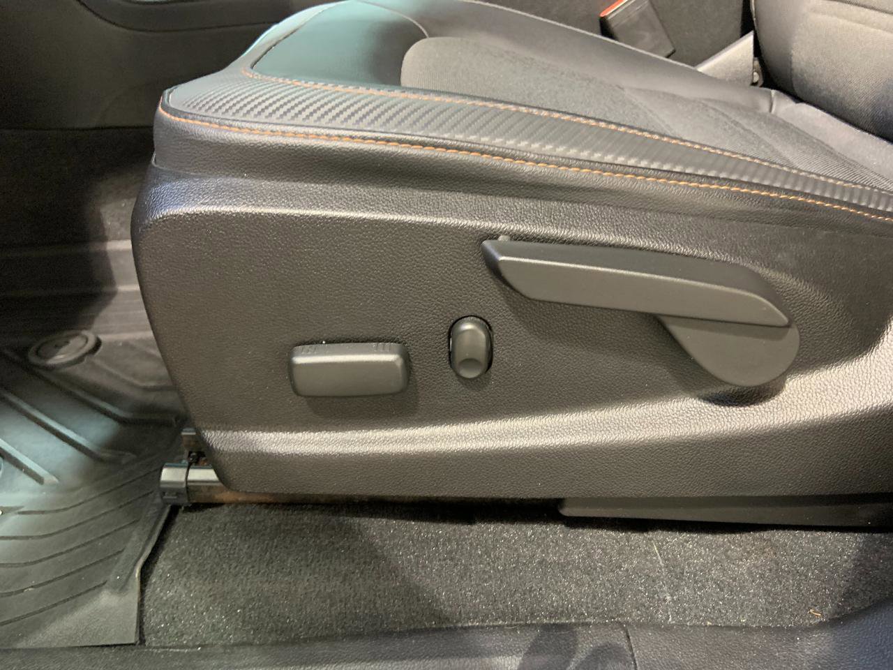 Used 2021 GMC Canyon AT4 w/ Trailering Package image 11