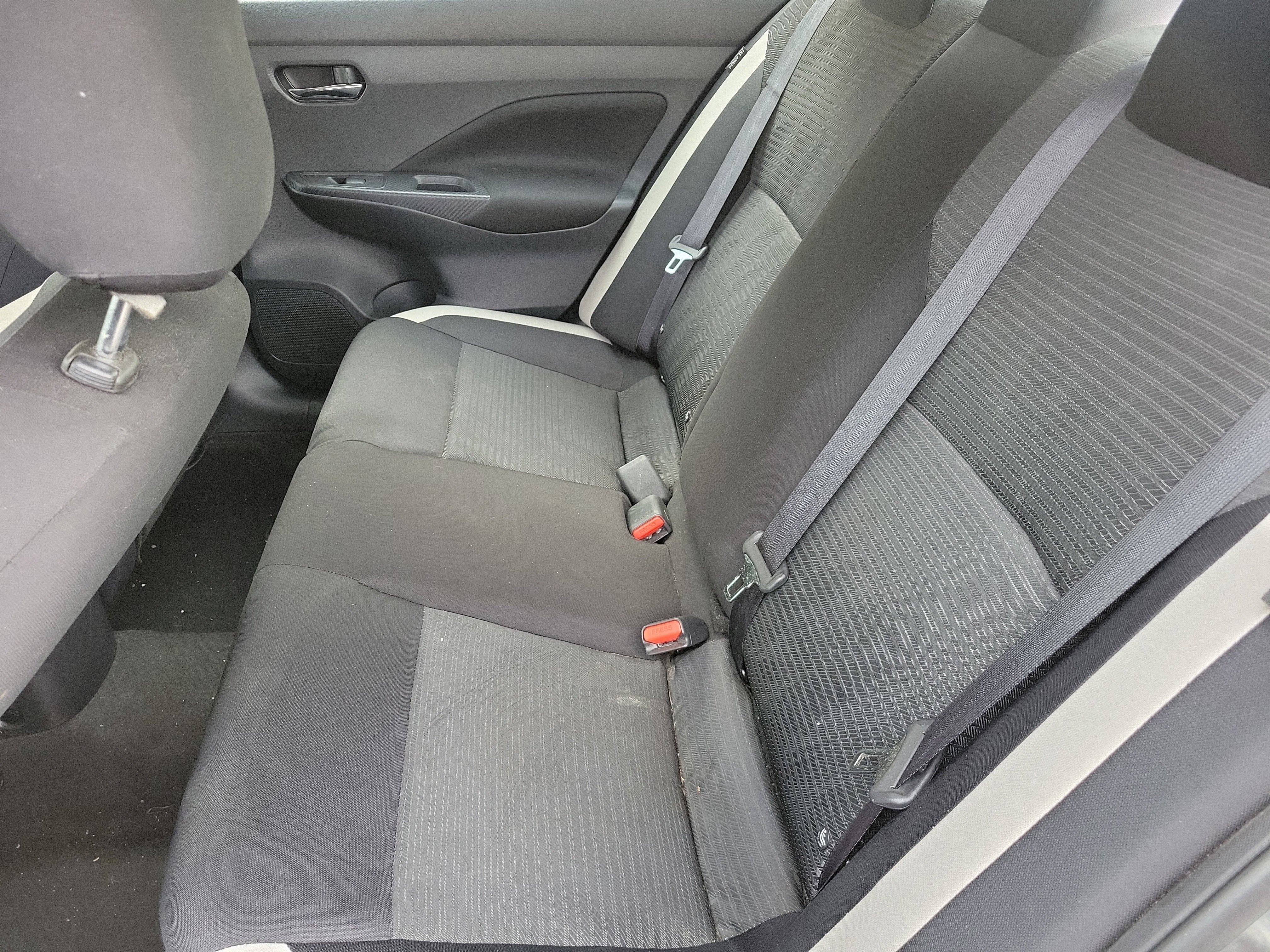 Used 2021 Nissan Versa SV image 12