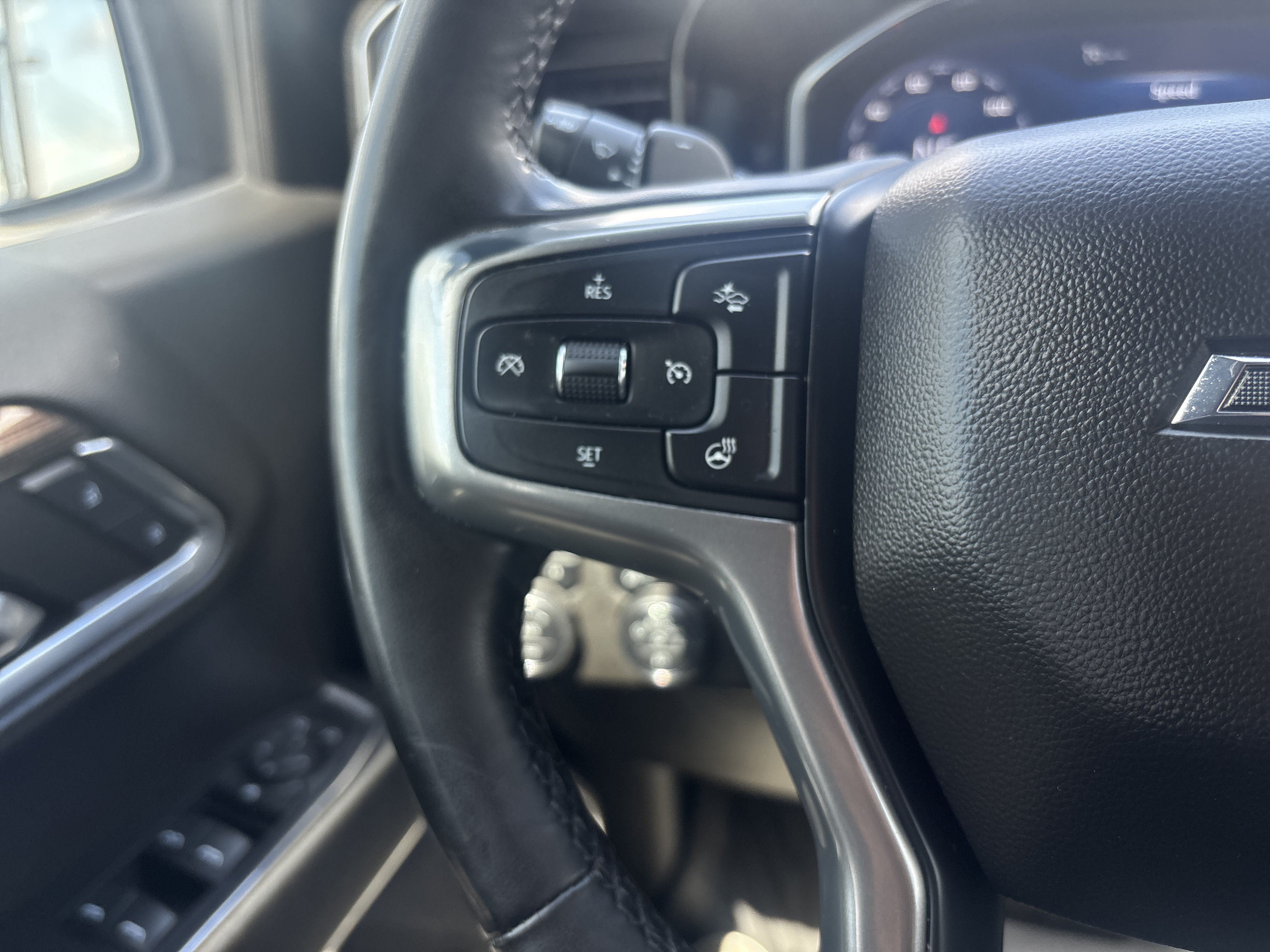Used 2023 Chevrolet Silverado 1500 RST AWD/4WD image 20