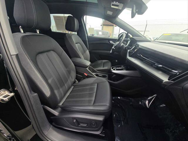 Used 2024 Audi Q4 e-tron Premium Plus w/ Premium Plus image 12