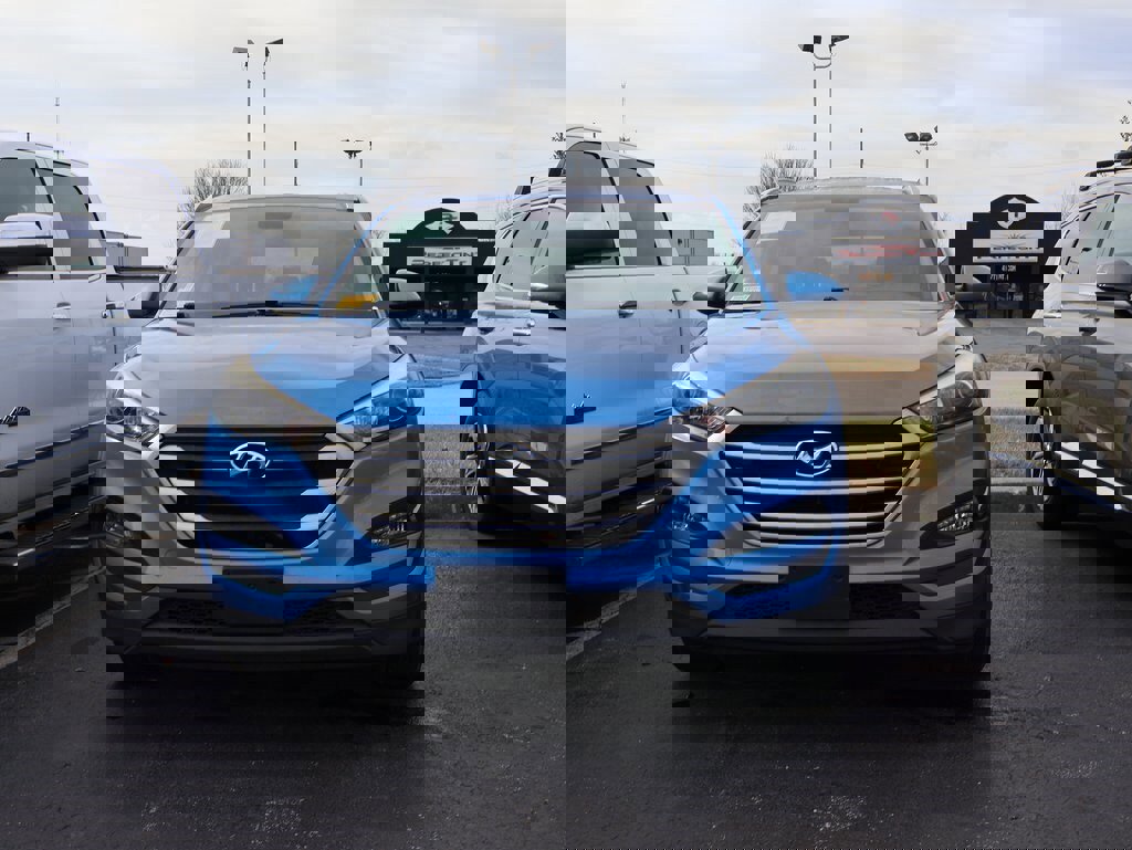 Used 2017 Hyundai Tucson SE image 2