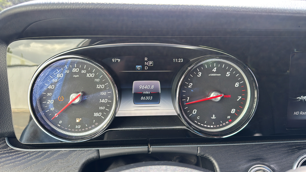 Used 2017 Mercedes-Benz E 300 4MATIC image 15