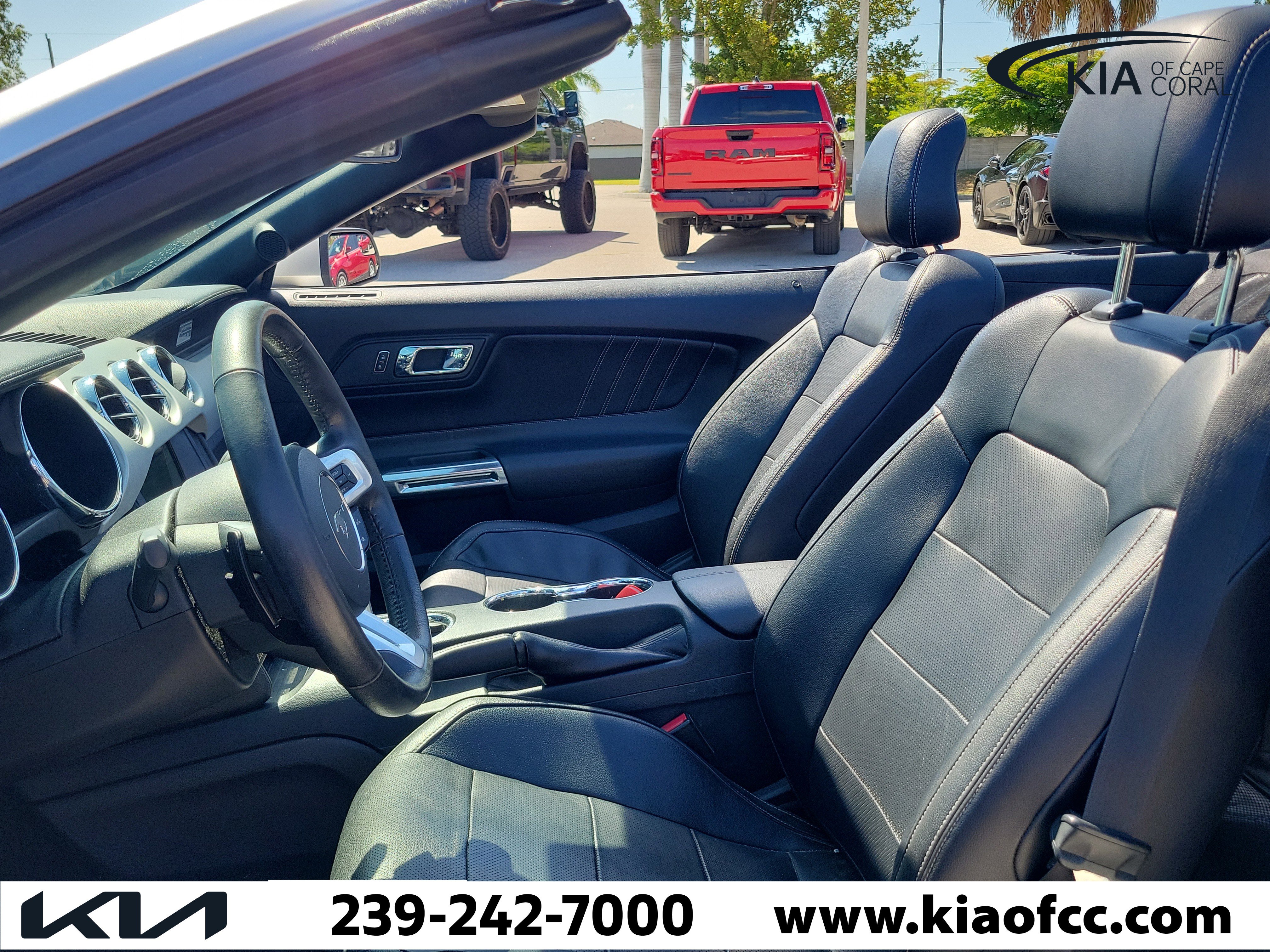 Used 2016 Ford Mustang Premium RWD image 11