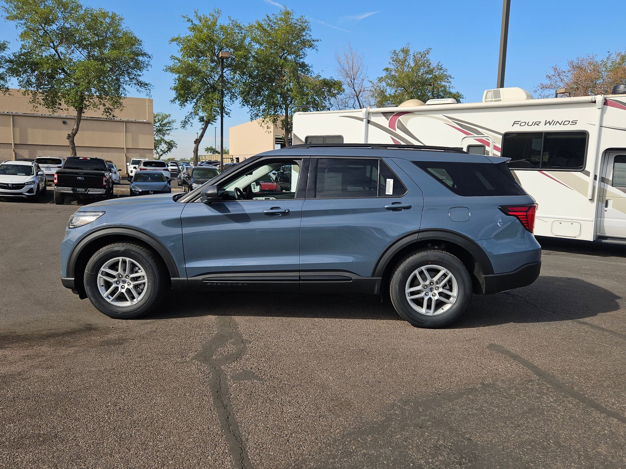 New 2026 Ford Explorer Active w/ Active Comfort Package image 6