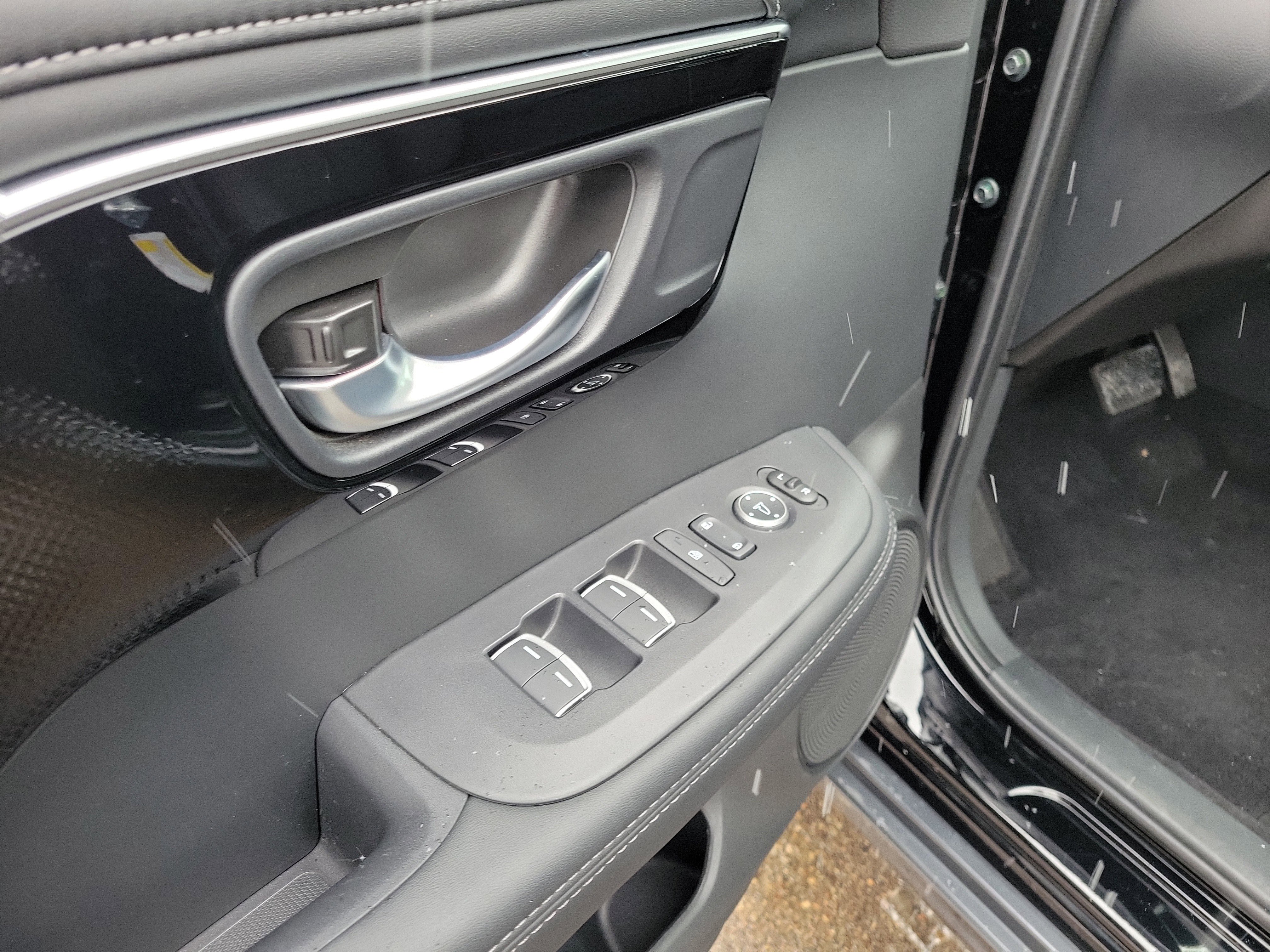 Certified 2025 Acura ADX FWD image 18