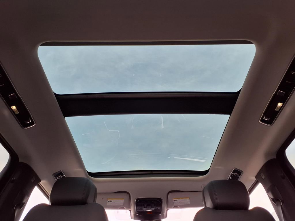 Certified 2023 Land Rover Range Rover Sport SE image 24