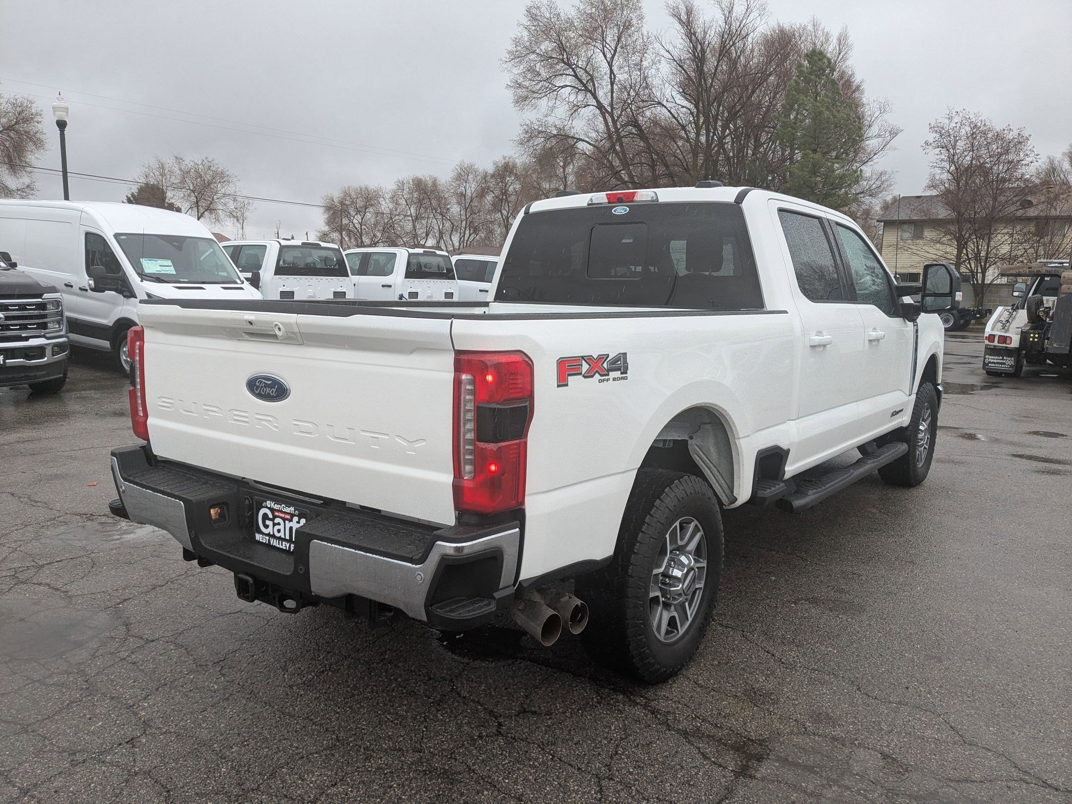 Used 2024 Ford F350 Lariat AWD/4WD image 3