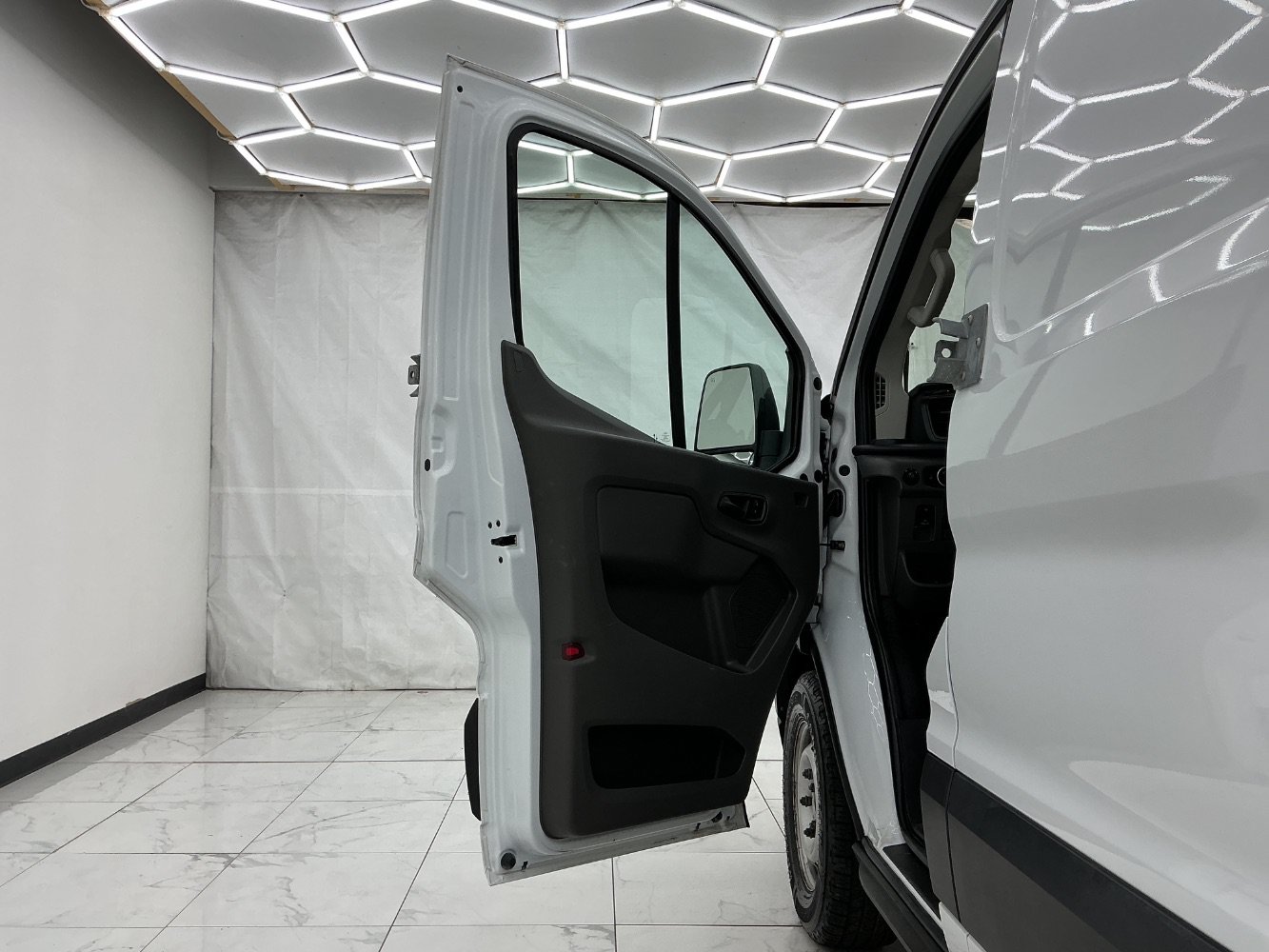 Used 2021 Ford Transit 250 Low Roof RWD image 18