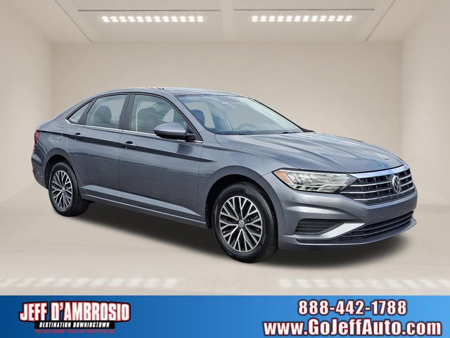 Used 2019 Volkswagen Jetta SE w/ Cold Weather Package