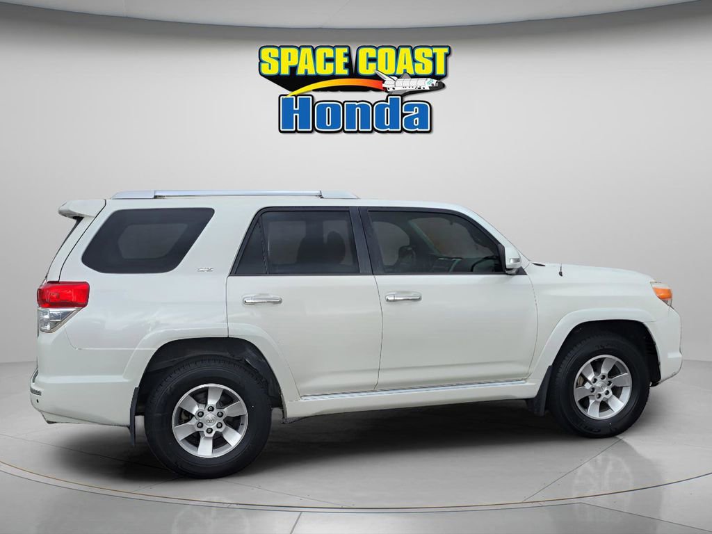 Used 2013 Toyota 4Runner SR5 w/ Convenience Pkg image 12