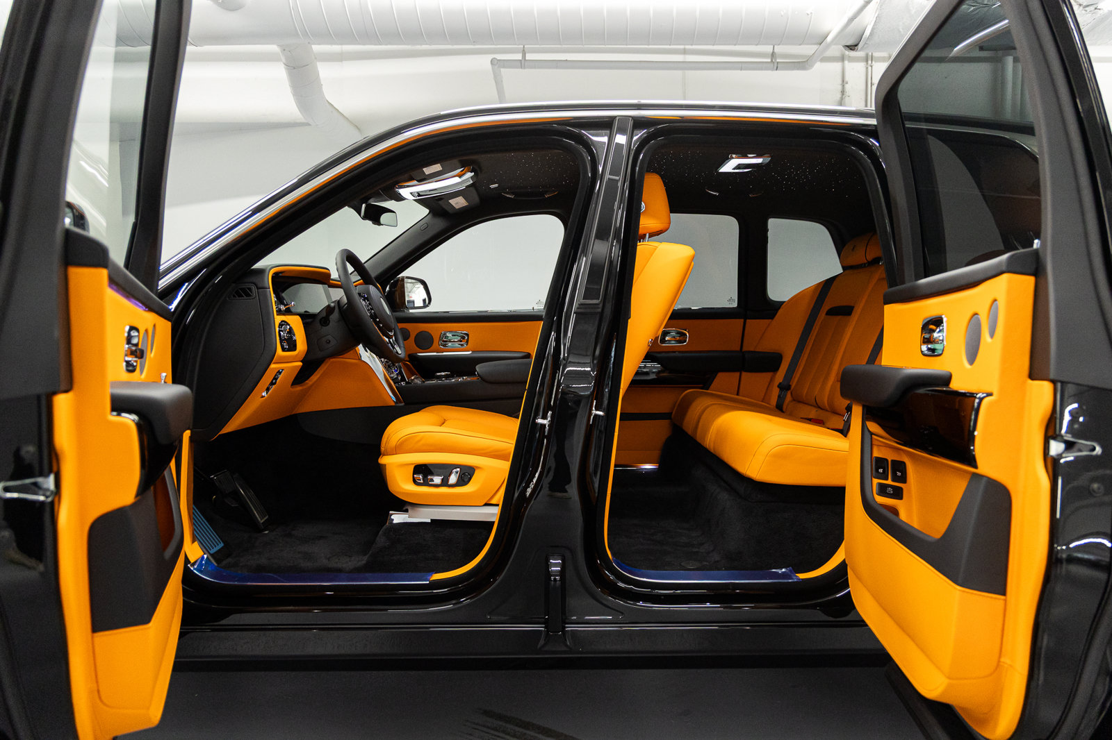 New 2027 Rolls-Royce Cullinan AWD/4WD image 28