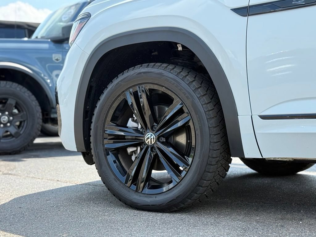 Used 2023 Volkswagen Atlas SEL R-Line AWD/4WD image 43