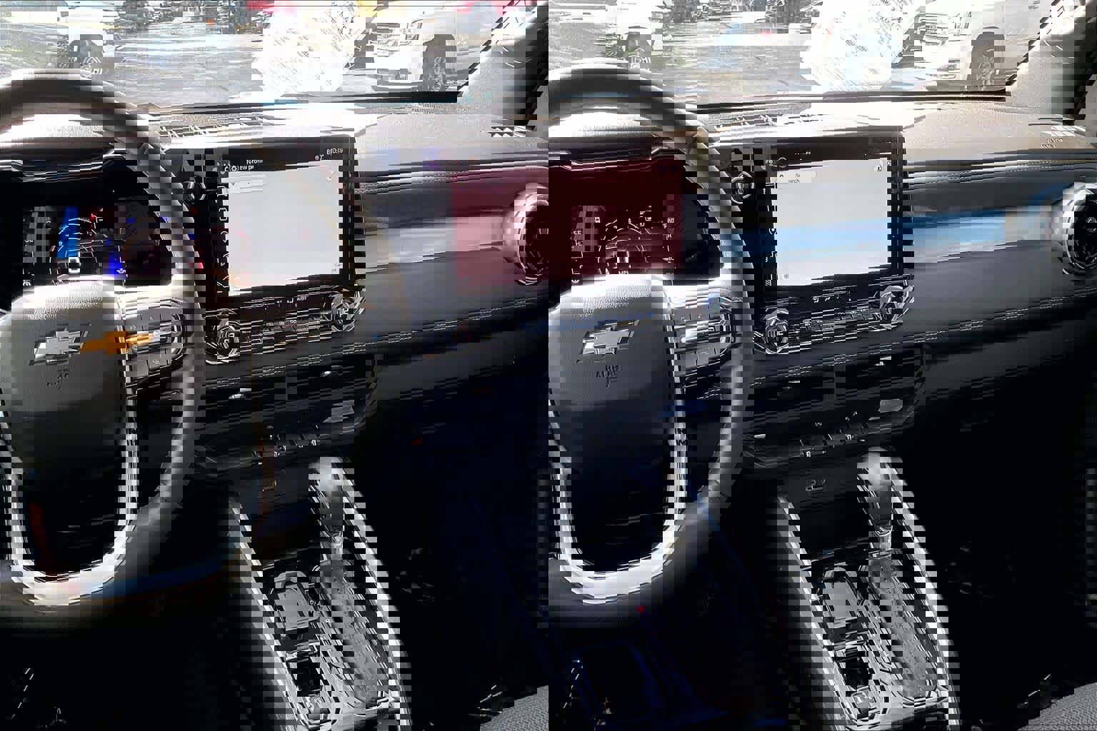 Used 2023 Chevrolet Colorado LT w/ LT Convenience Package image 7