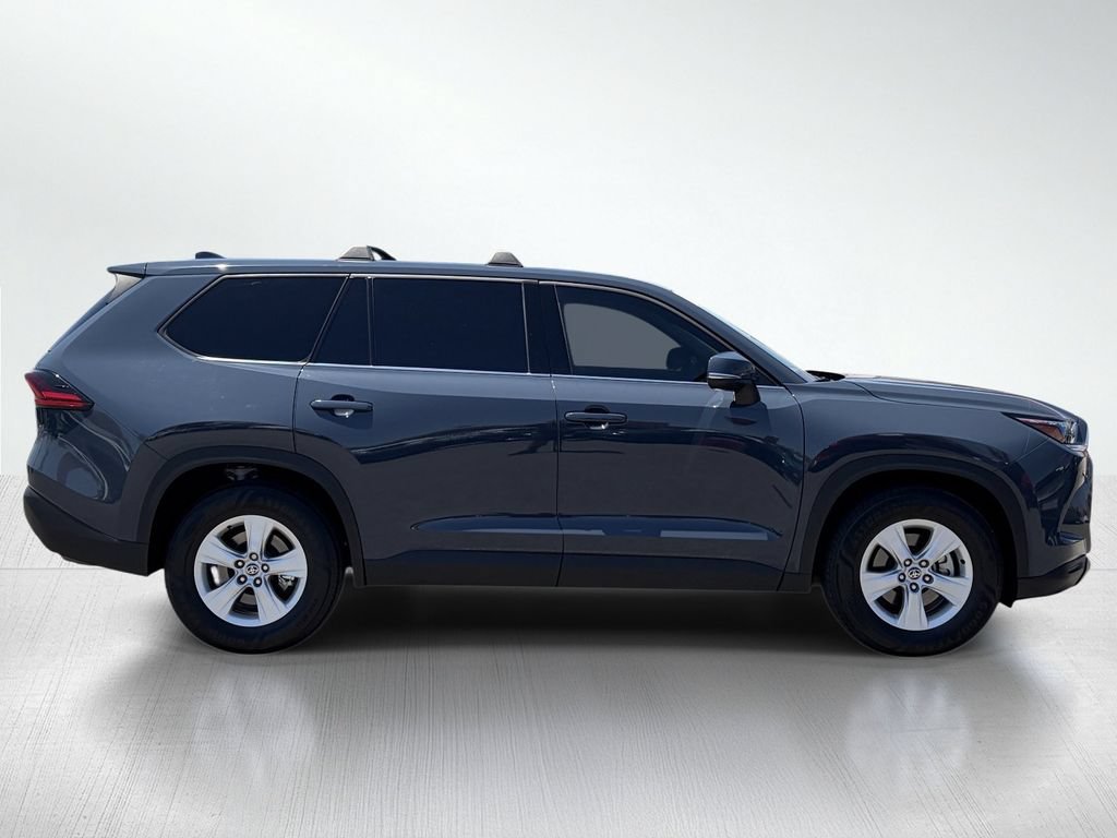 Certified 2025 Toyota Grand Highlander FWD image 10