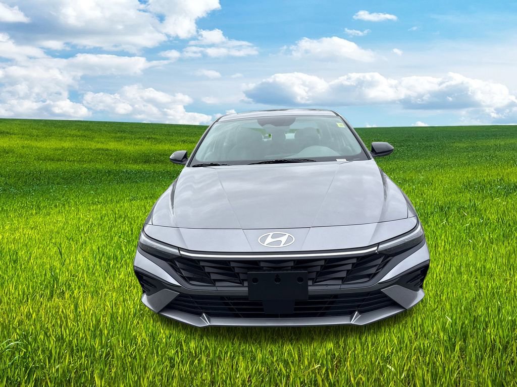 New 2026 Hyundai Elantra SEL Sport image 5