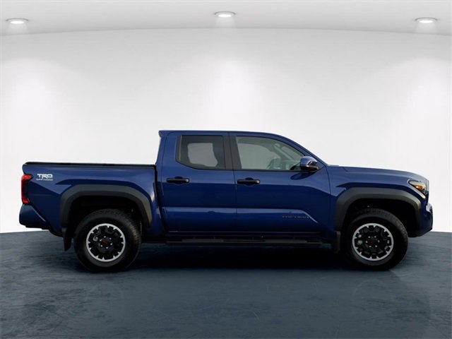 Used 2025 Toyota Tacoma SR5 image 23