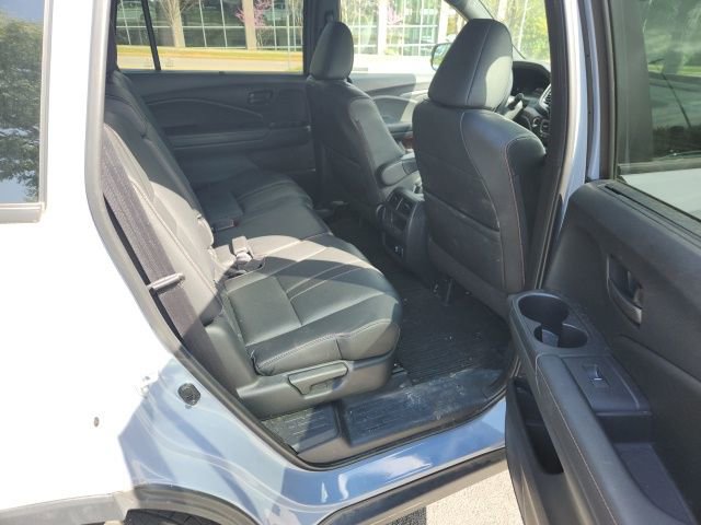 Used 2022 Honda Passport TrailSport image 13