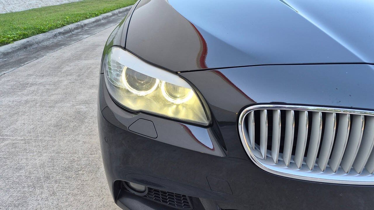 Used 2013 BMW 550i xDrive Sedan AWD/4WD image 11
